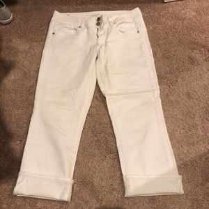 American Eagle capris